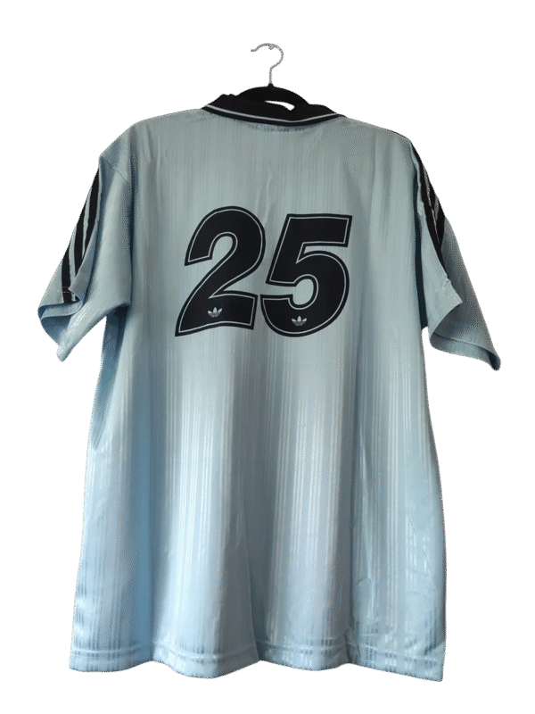 Camiseta Especial Adidas Oasis Blanca